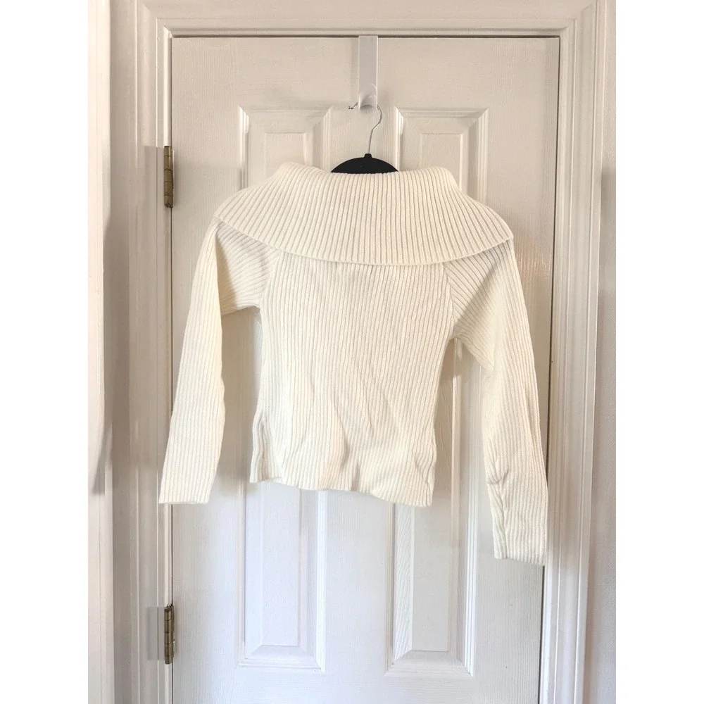 BLANKNYC Off-the-Shoulder Ribbed Knit Sweater Fast Talker‎ Cream White MEDIUM